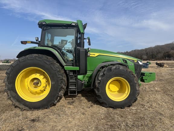 Image of John Deere 8R 340 equipment image 3