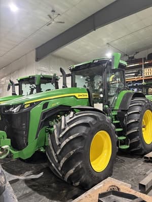 2025 John Deere 8R 340 Image