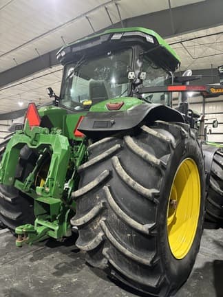 Image of John Deere 8R 340 equipment image 2