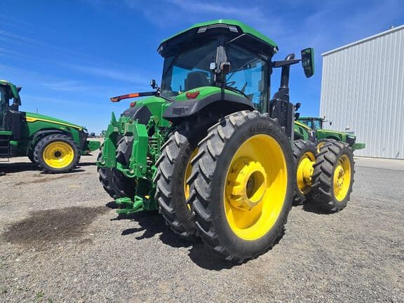 Image of John Deere 8R 340 equipment image 4