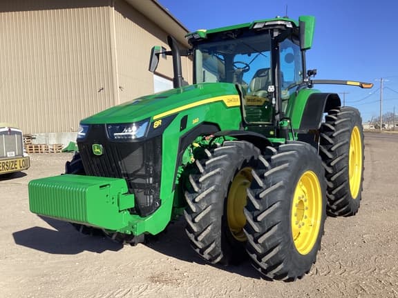 Image of John Deere 8R 340 equipment image 2