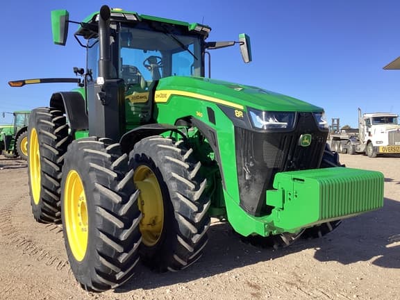 Image of John Deere 8R 340 equipment image 3
