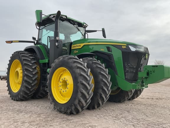 Image of John Deere 8R 340 equipment image 1