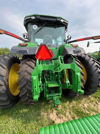 2025 John Deere 8R 370 Equipment Image0