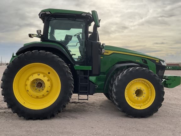 Image of John Deere 8R 370 equipment image 4