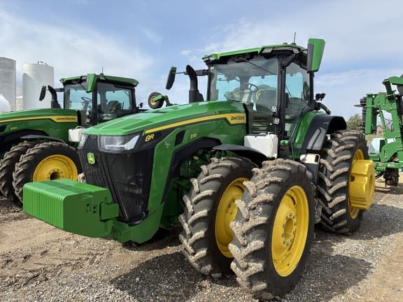 Image of John Deere 8R 370 equipment image 2