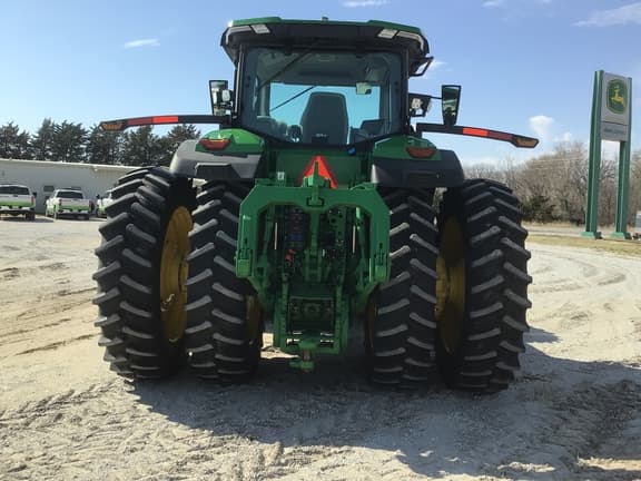 Image of John Deere 8R 370 equipment image 4