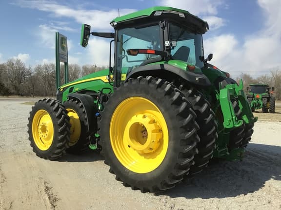 Image of John Deere 8R 370 equipment image 3