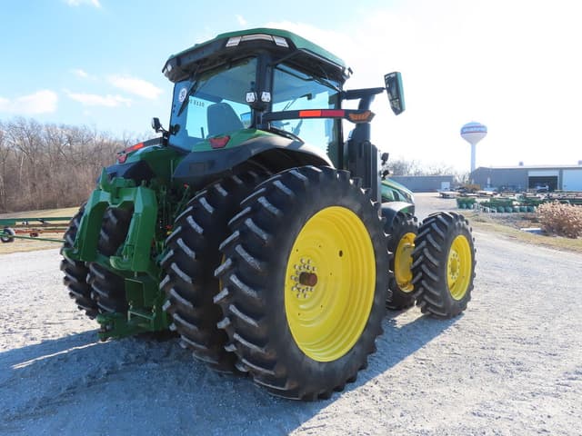 Image of John Deere 8R 370 equipment image 3