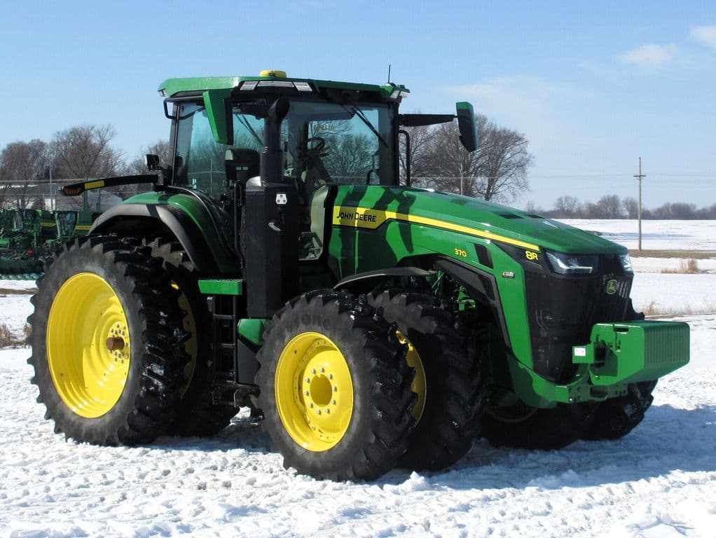Image of John Deere 8R 370 Primary image