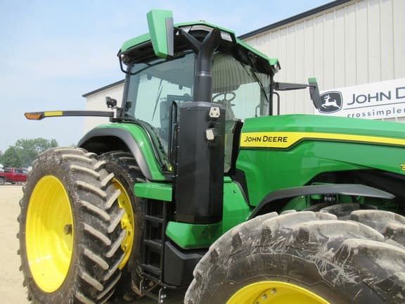 Image of John Deere 8R 370 equipment image 4