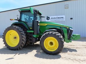 2025 John Deere 8R 370 Image