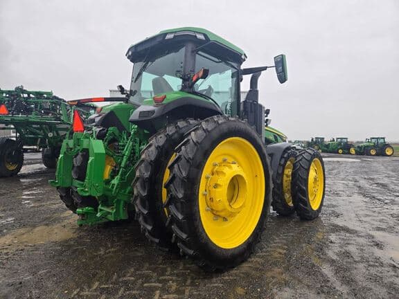 Image of John Deere 8R 370 equipment image 4