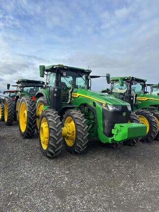 Image of John Deere 8R 370 equipment image 3