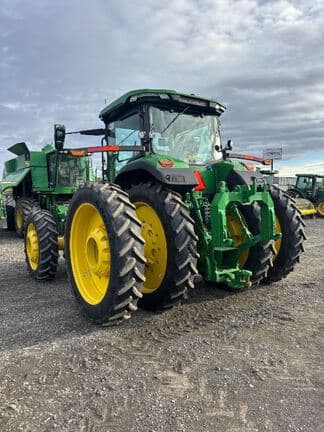 Image of John Deere 8R 370 equipment image 1