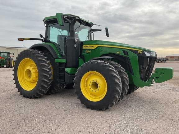 Image of John Deere 8R 370 equipment image 1