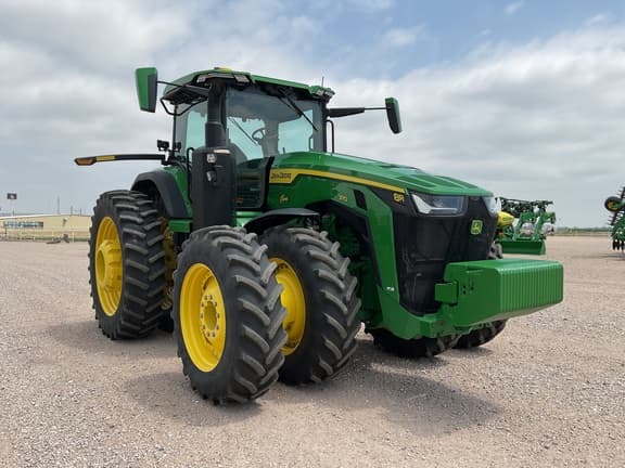 Image of John Deere 8R 370 equipment image 1