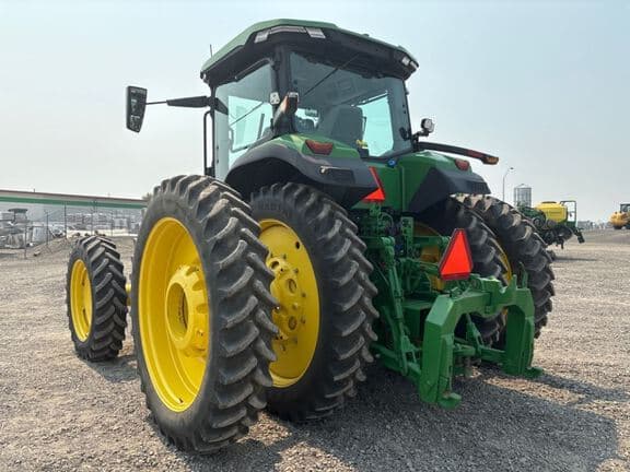 Image of John Deere 8R 370 equipment image 2