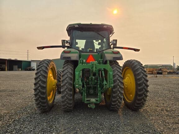 Image of John Deere 8R 370 equipment image 3