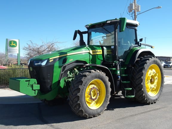 2025 John Deere 8R 370 Equipment Image0