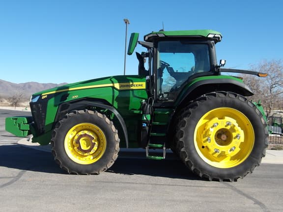 Image of John Deere 8R 370 equipment image 1