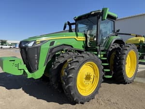 2025 John Deere 8R 370 Image