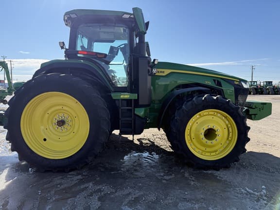 Image of John Deere 8R 370 equipment image 4