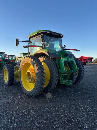 Image of John Deere 8R 370 equipment image 1