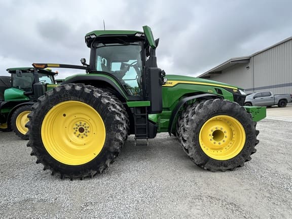 Image of John Deere 8R 370 equipment image 3