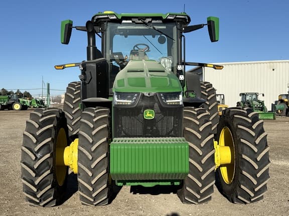 Image of John Deere 8R 370 equipment image 4