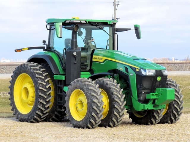 Image of John Deere 8R 370 equipment image 1
