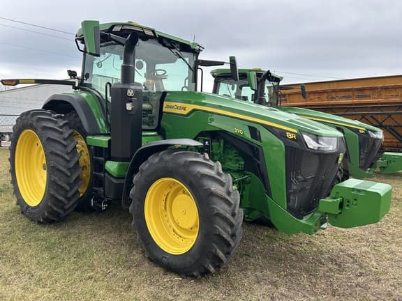 Image of John Deere 8R 370 equipment image 1