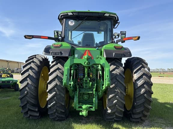 Image of John Deere 8R 370 equipment image 1