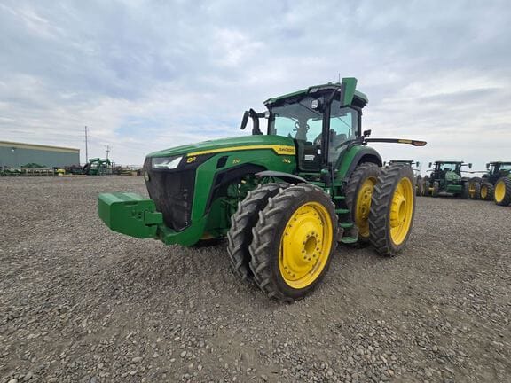 2025 John Deere 8R 370 Equipment Image0