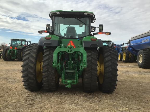 Image of John Deere 8R 370 equipment image 4
