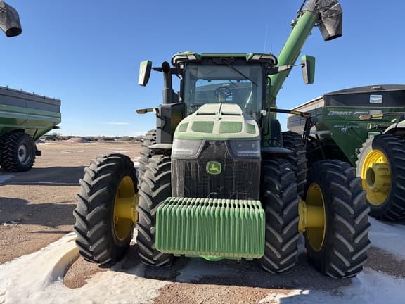 Image of John Deere 8R 370 equipment image 2