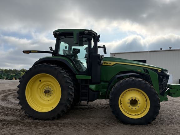 Image of John Deere 8R 370 equipment image 3