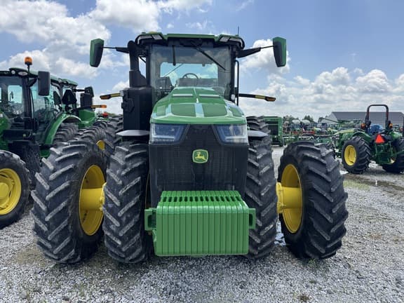 Image of John Deere 8R 370 equipment image 2