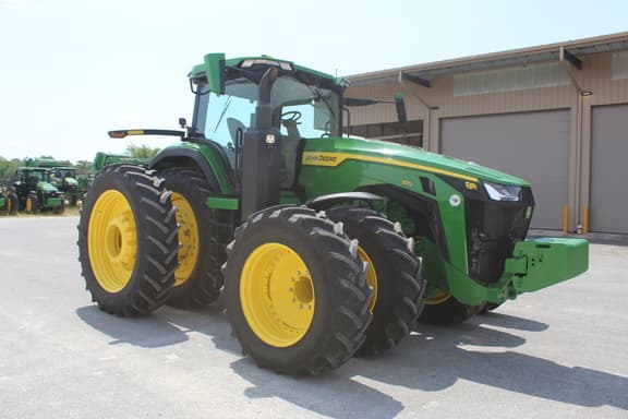 Image of John Deere 8R 370 equipment image 2