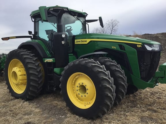 2025 John Deere 8R 370 Equipment Image0
