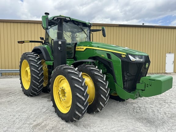 2025 John Deere 8R 370 Equipment Image0