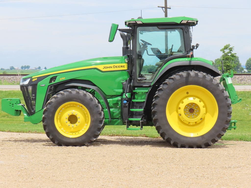 Image of John Deere 8R 370 Primary image