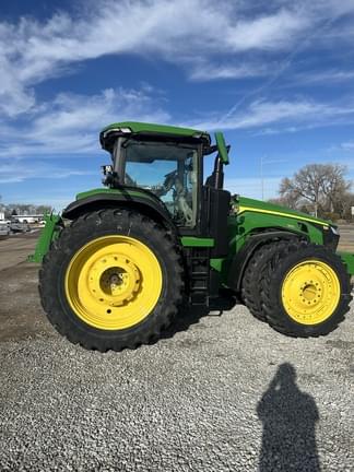 Image of John Deere 8R 370 equipment image 4