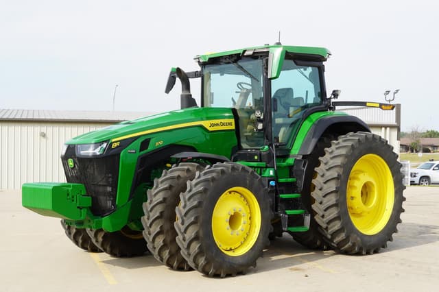 Image of John Deere 8R 370 equipment image 1