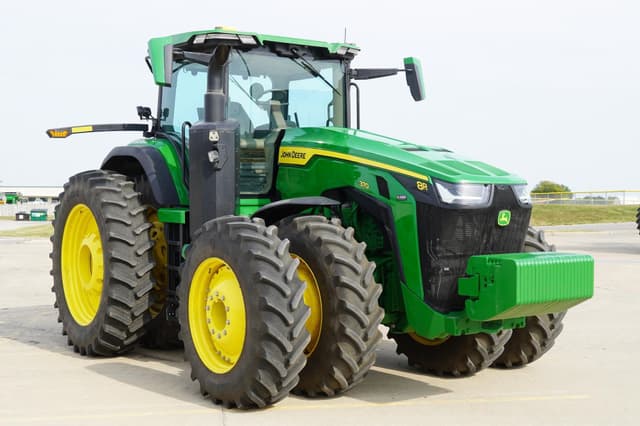 Image of John Deere 8R 370 equipment image 3