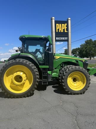 Image of John Deere 8R 370 equipment image 3