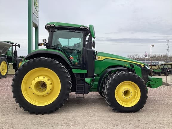 Image of John Deere 8R 370 equipment image 2