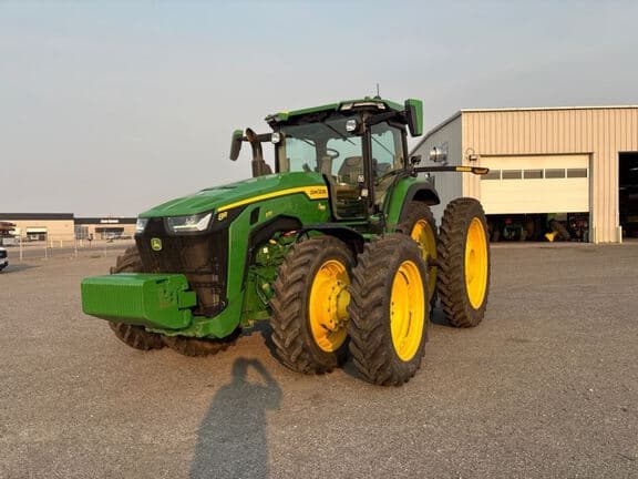 Image of John Deere 8R 370 equipment image 2