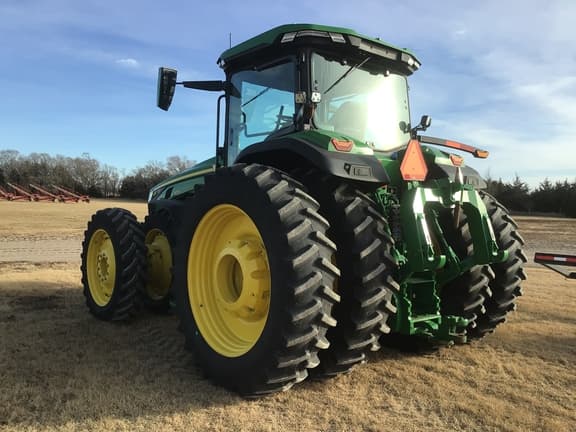 Image of John Deere 8R 370 equipment image 3