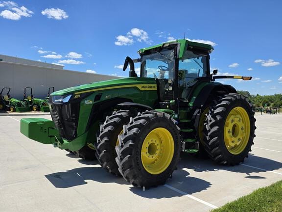 2025 John Deere 8R 370 Equipment Image0